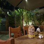 Maison La Boheme Parenthese Enchantee Au Coeur Du Charme, Petit-dejeuner De Reve B&B