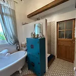 Maison La Boheme Parenthese Enchantee Au Coeur Du Charme, Petit-dejeuner De Reve 비아스