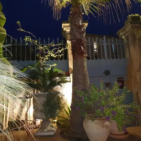 לינה וארוחת בוקר Maison La Boheme Parenthese Enchantee Au Coeur Du Charme, Petit-dejeuner De Reve ויאס