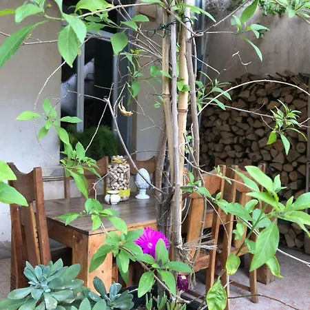 Bed & Breakfast Maison La Boheme Parenthese Enchantee Au Coeur Du Charme, Petit-dejeuner De Reve