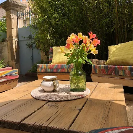 Maison La Boheme Parenthese Enchantee Au Coeur Du Charme, Petit-dejeuner De Reve Bed & Breakfast *