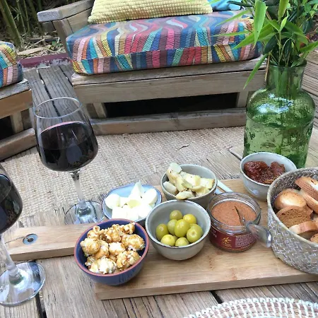 לינה וארוחת בוקר Maison La Boheme Parenthese Enchantee Au Coeur Du Charme, Petit-dejeuner De Reve ויאס