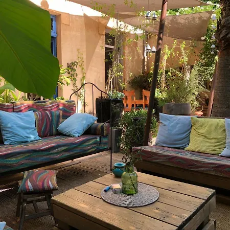 לינה וארוחת בוקר Maison La Boheme Parenthese Enchantee Au Coeur Du Charme, Petit-dejeuner De Reve ויאס
