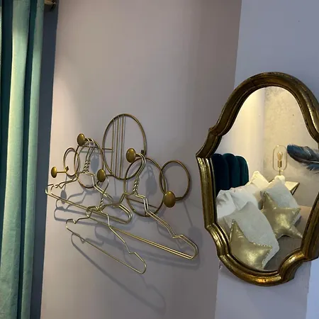Maison La Boheme Parenthese Enchantee Au Coeur Du Charme, Petit-dejeuner De Reve Vias