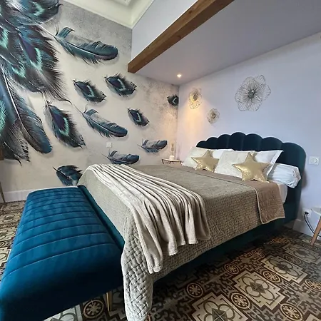 Maison La Boheme Jacuzzi Couette-café *