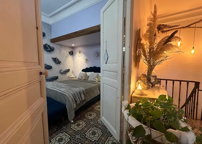 Maison La Boheme Parenthese Enchantee Au Coeur Du Charme, Petit-dejeuner De Reve *