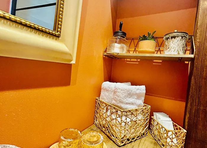 Bed and Breakfast Maison La Boheme Parenthese Enchantee Au Coeur Du Charme, Petit-dejeuner De Reve Vias
