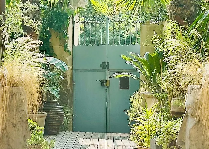 Maison La Boheme Parenthese Enchantee Au Coeur Du Charme, Petit-dejeuner De Reve فيا