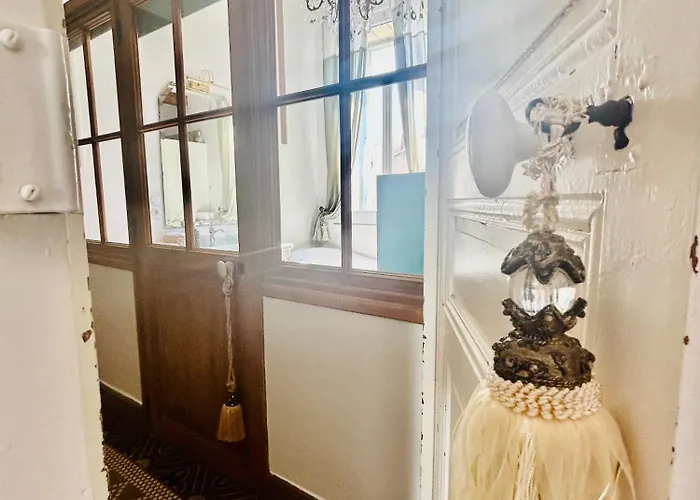 Maison La Boheme Parenthese Enchantee Au Coeur Du Charme, Petit-dejeuner De Reve فيا