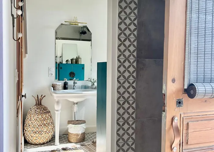 Maison La Boheme Parenthese Enchantee Au Coeur Du Charme, Petit-dejeuner De Reve